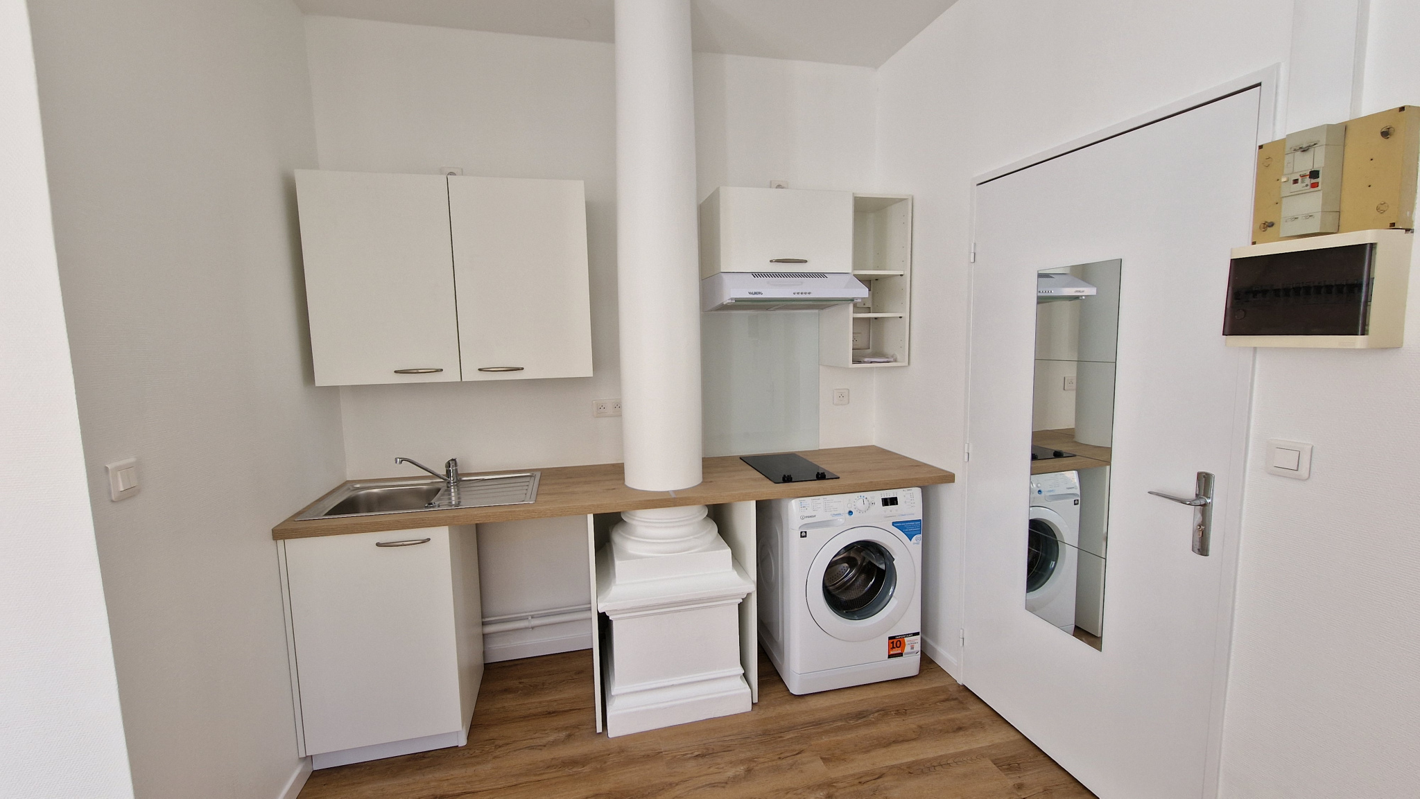 Immo80 – L'immobilier à Amiens et dans la Somme-AMIENS RUE PORION : APPARTEMENT T1 dans COUR