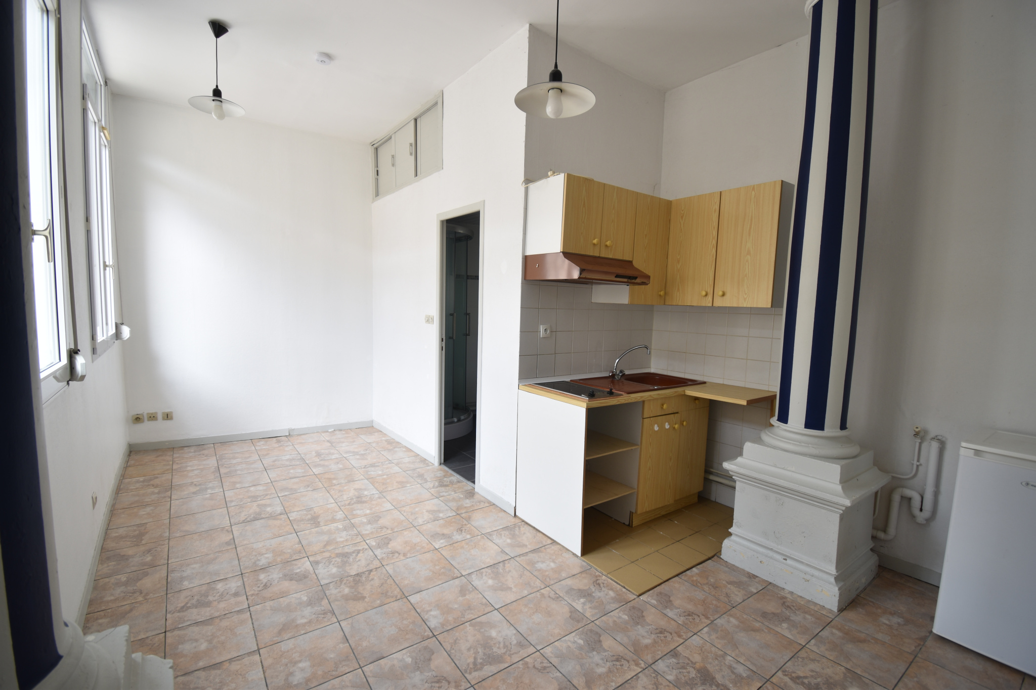 Immo80 – L'immobilier à Amiens et dans la Somme-AMIENS RUE PORION : APPARTEMENT T1 dans COUR