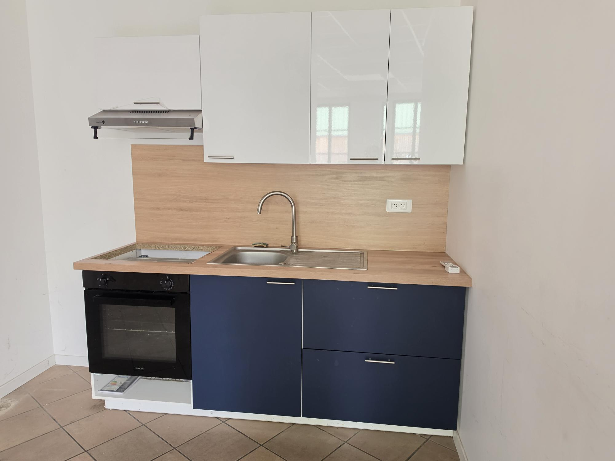 Immo80 – L'immobilier à Amiens et dans la Somme-QUERRIEU : LOCAL COMMERCIAL ou de BUREAUX