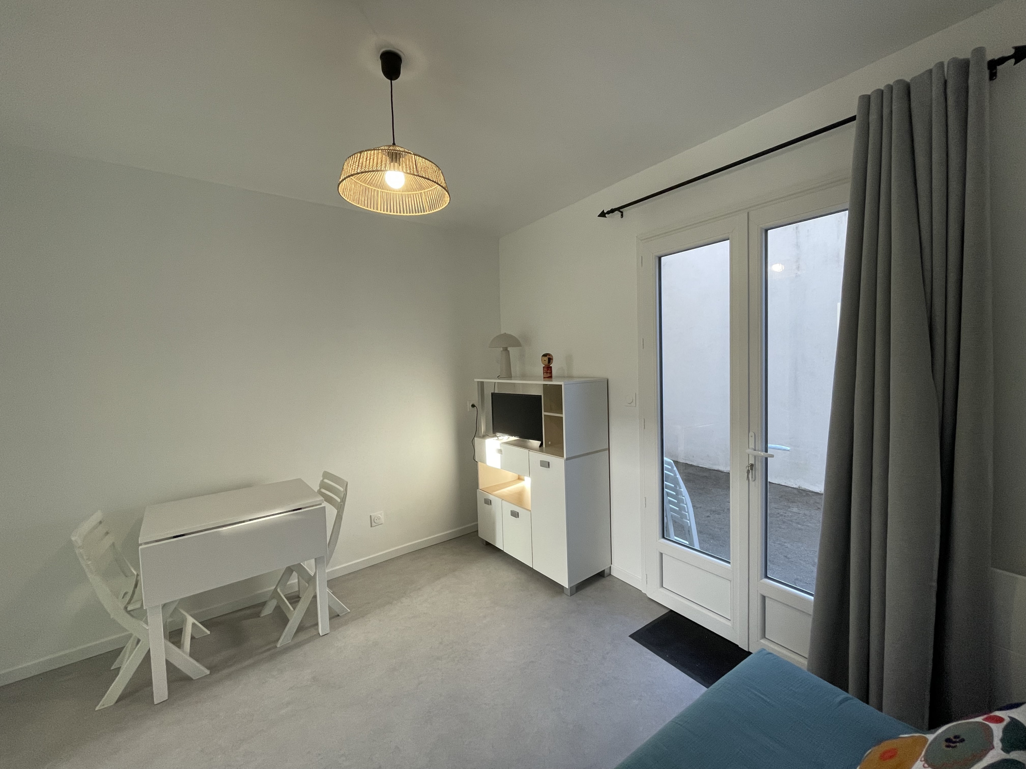 Immo80 – L'immobilier à Amiens et dans la Somme-AMIENS LA HOTOIE : BEL APPARTEMENT T1 refait à neuf