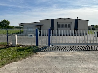 Immo80 – L'immobilier à Amiens et dans la Somme-VILLERS BOCAGE : LOCAL COMMERCIAL de 430 m2
