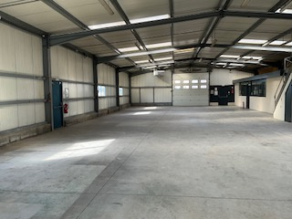 Immo80 – L'immobilier à Amiens et dans la Somme-VILLERS BOCAGE : LOCAL COMMERCIAL de 430 m2