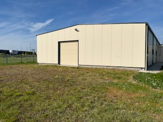 Immo80 – L'immobilier à Amiens et dans la Somme-VILLERS BOCAGE : LOCAL COMMERCIAL de 430 m2