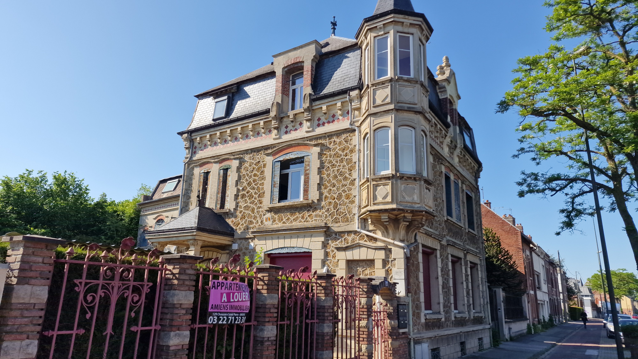 Immo80 – L'immobilier à Amiens et dans la Somme-AMIENS SUD – Avenue du 14 juillet 1789 – proche CAMPUS : CHAMBRE avec point d’eau